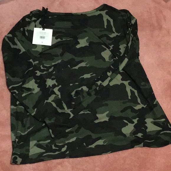 Agnes Dora Cross Over Sweater Army Camo 